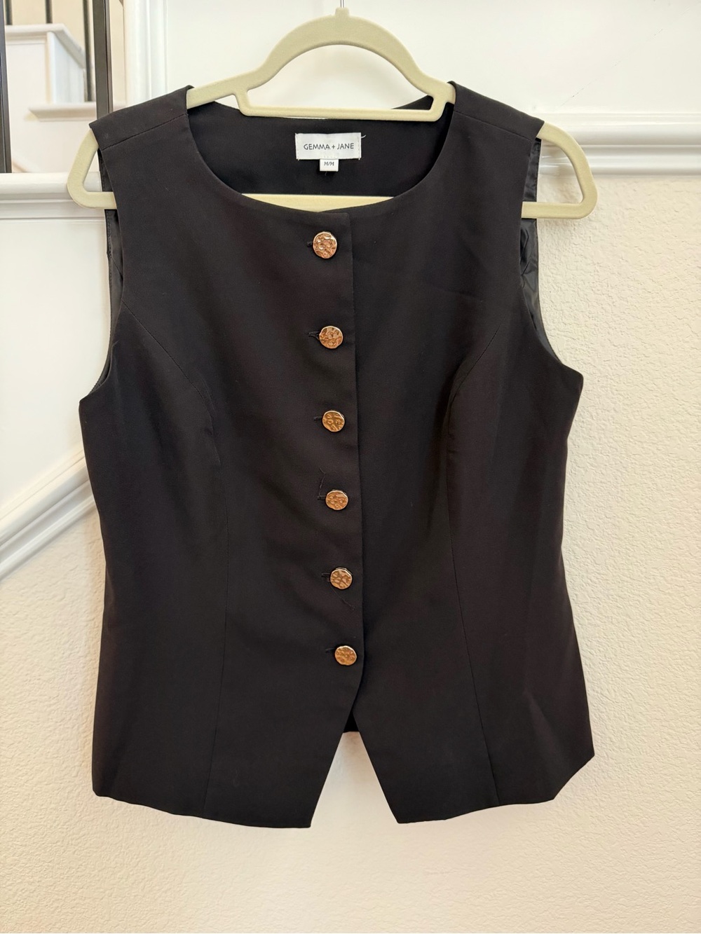 Black Sleeveless Button-Front Top